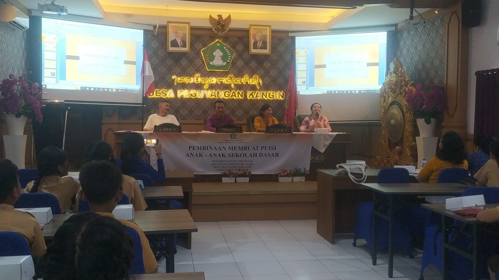 KEGIATAN PEMBINAAN MEMBUAT PUISI ANAK-ANAK SEKOLAH DASAR