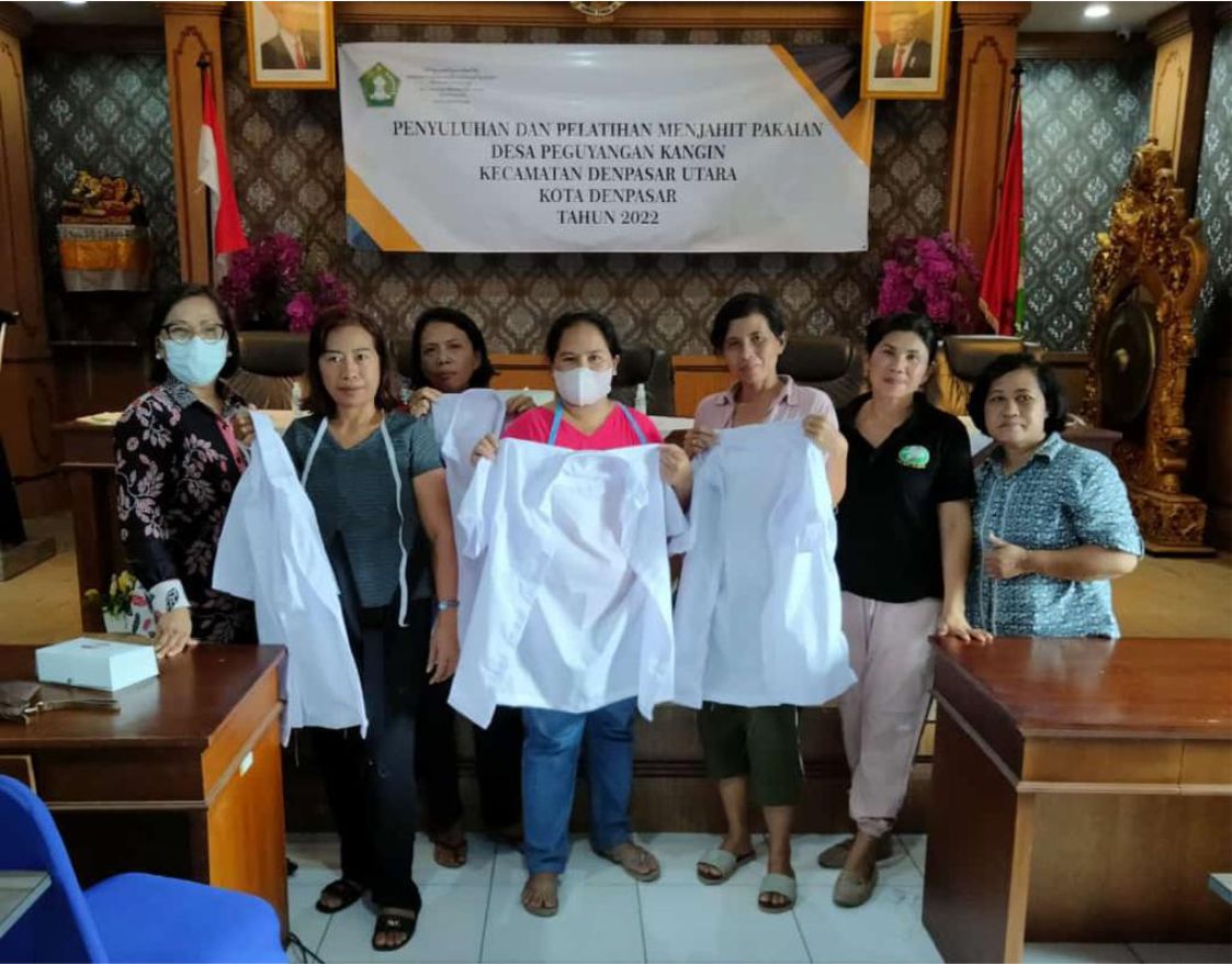 Pelatihan dan Penyuluhan Menjahit Pakaian