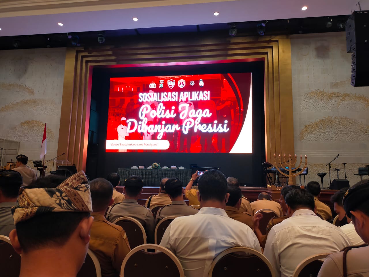 Sosialisasi Aplikasi Polisi Jaga di Banjar Presisi