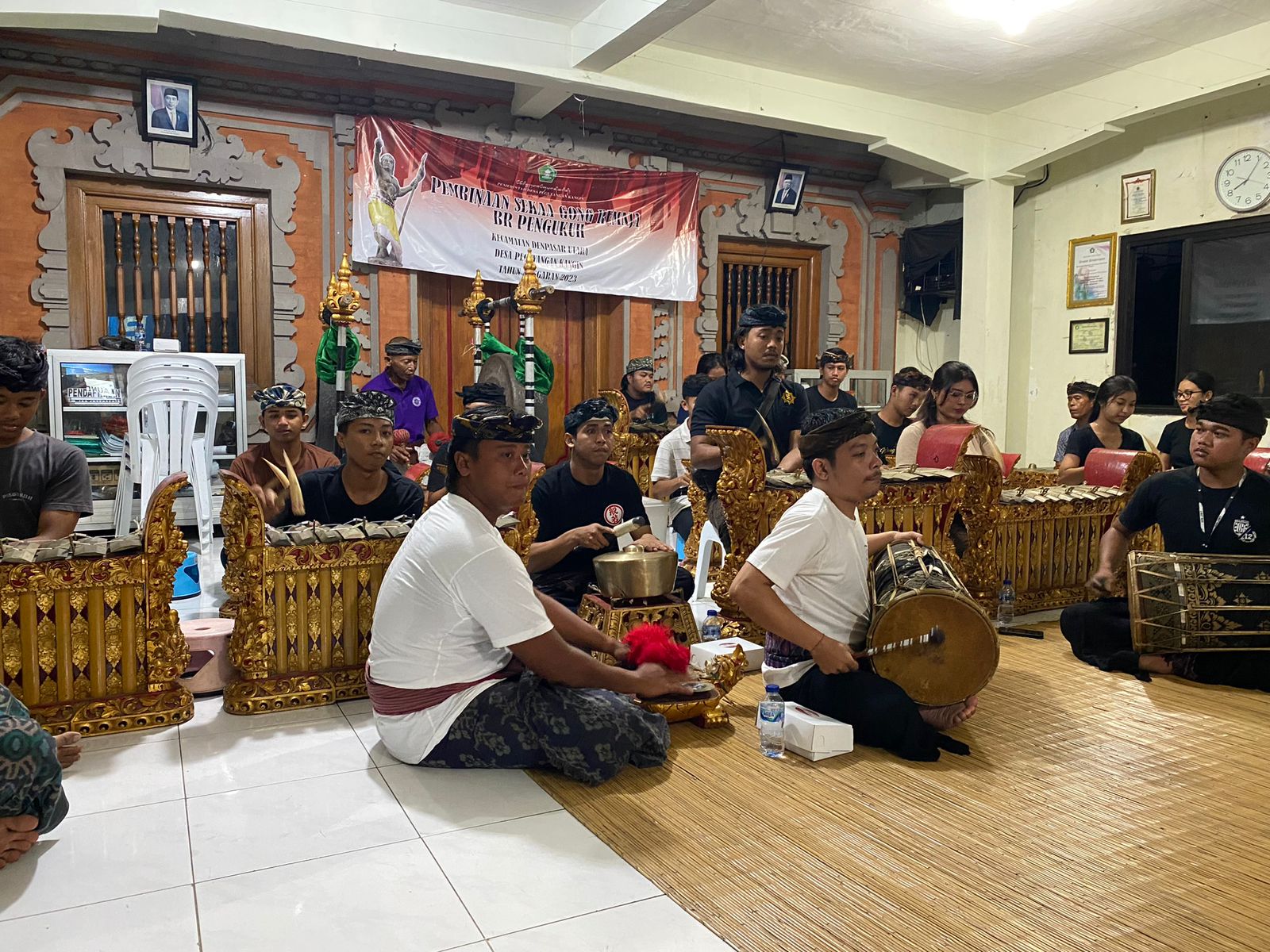 Pembinaan Sekaa Gong Remaja Br. Pengukuh