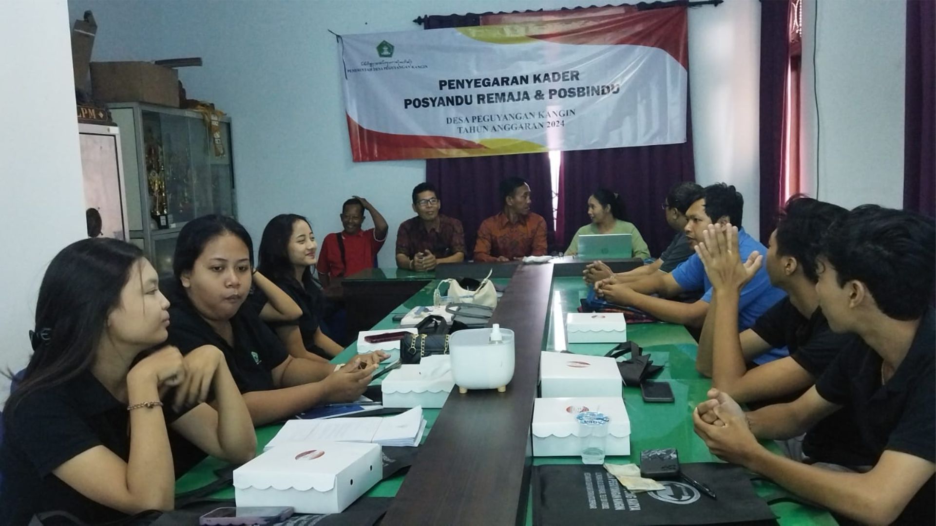 KEGIATAN PENYEGARAN KADER POSYANDU REMAJA DAN POSBINDU