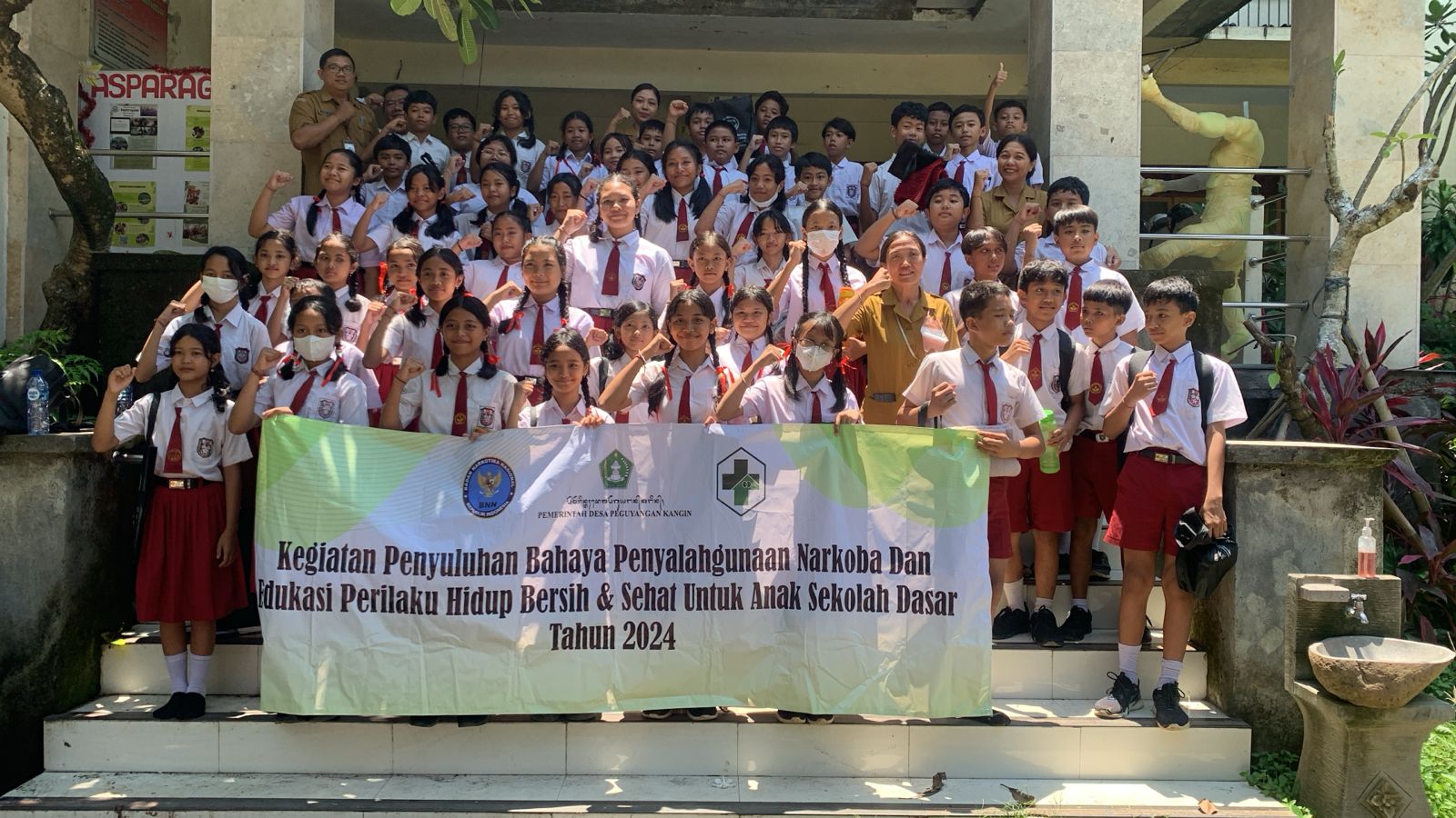 KEGIATAN PENYULUHAN BAHAYA PENYALAHGUNAAN NARKOBA DAN EDUKASI PERILAKU HIDUP BERSIH & SEHAT UNTUK ANAK SEKOLAH DASAR SE DESA PEGUYANGAN KANGIN