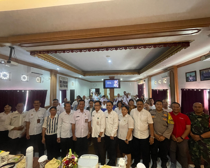 DESA PEGUYANGAN KANGIN GELAR MUSDES KHUSUS BENTUK KOPERASI MERAH PUTIH