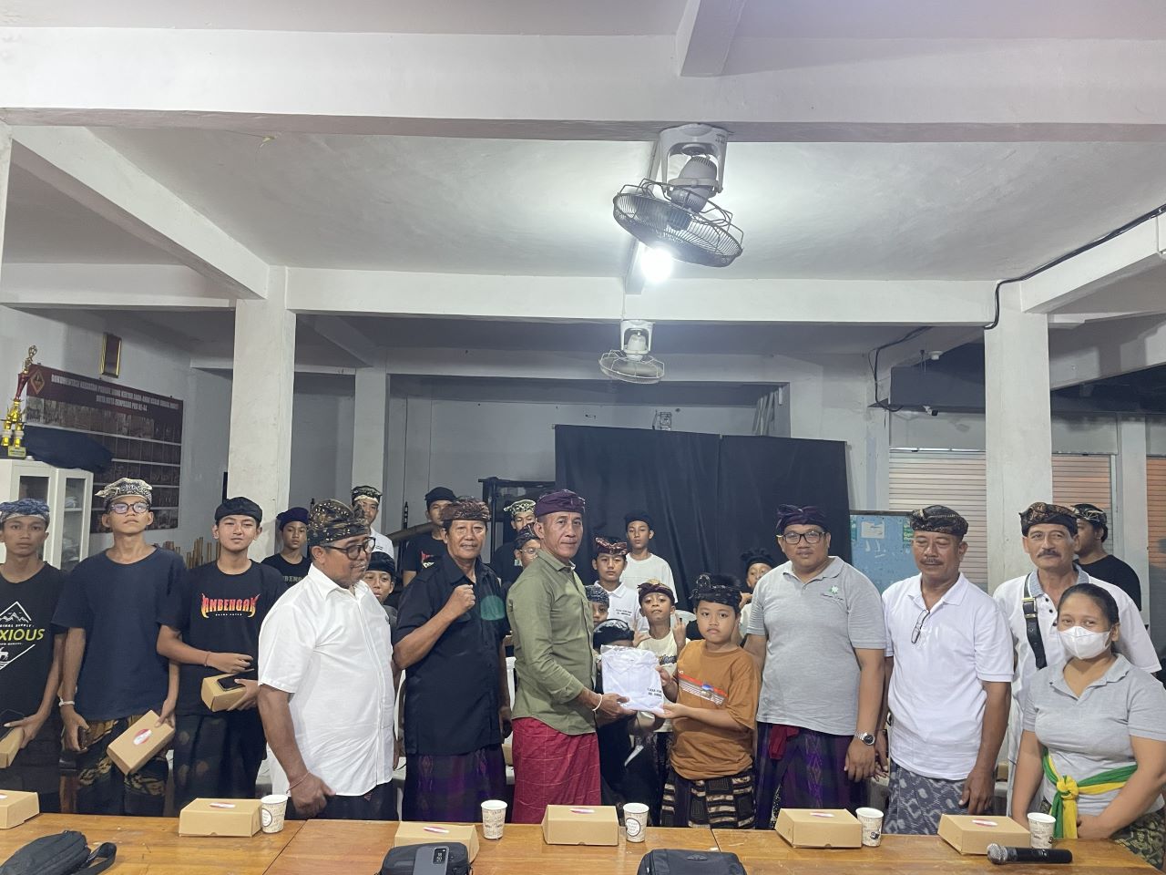 PEMBINAAN SEKEE GONG ANAK-ANAK BR. AMBENGAN DUKUNG PELESTARIAN SENI SEJAK DINI