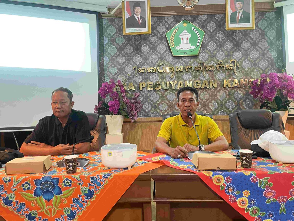 SOSIALISASI PEMILAHAN DAN PENUTUPAN TPA SUWUNG