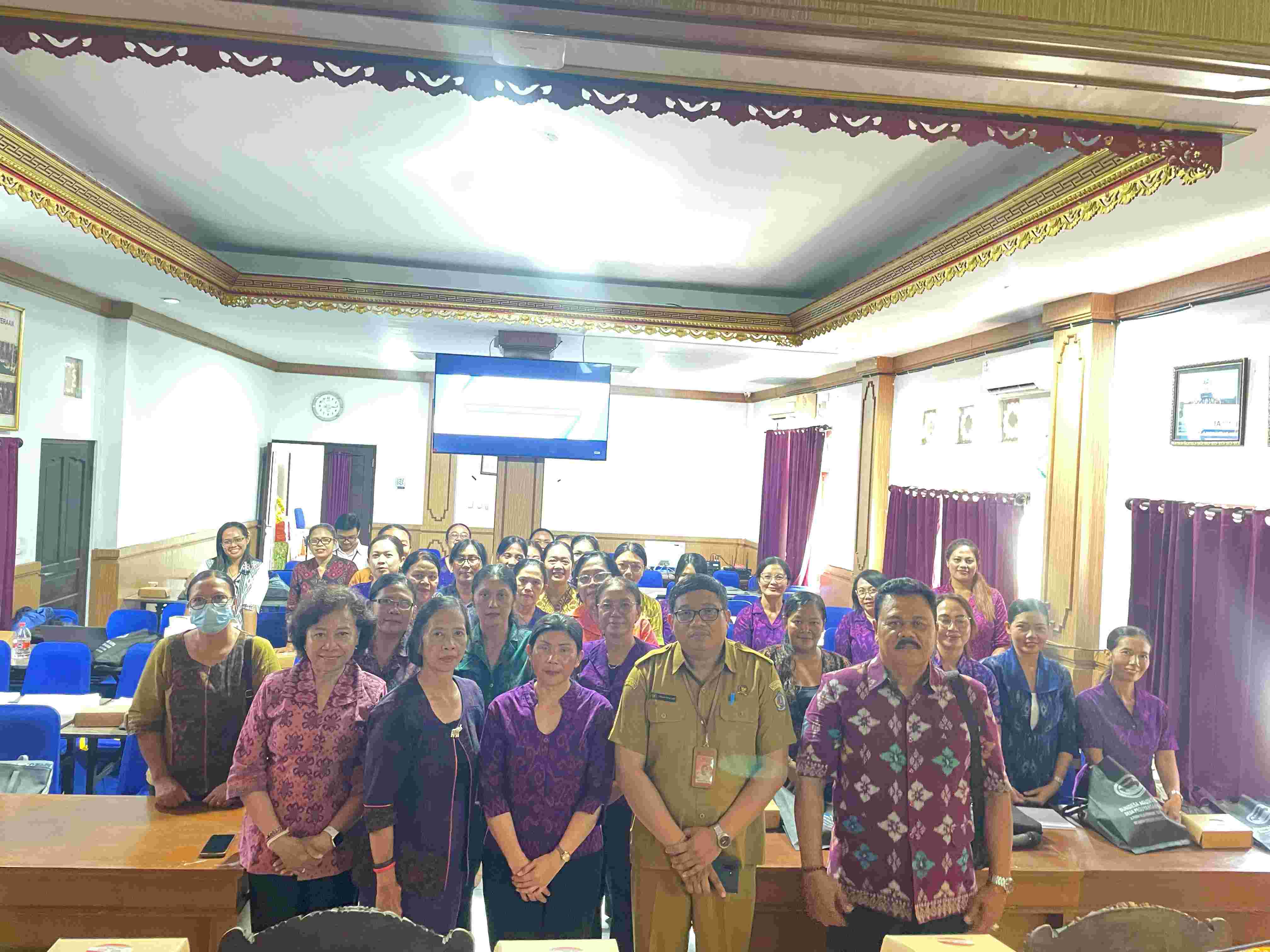 PEMBINAAN ADMINISTRASI PKK DAN DASAWISMA DESA PEGUYANGAN KANGIN