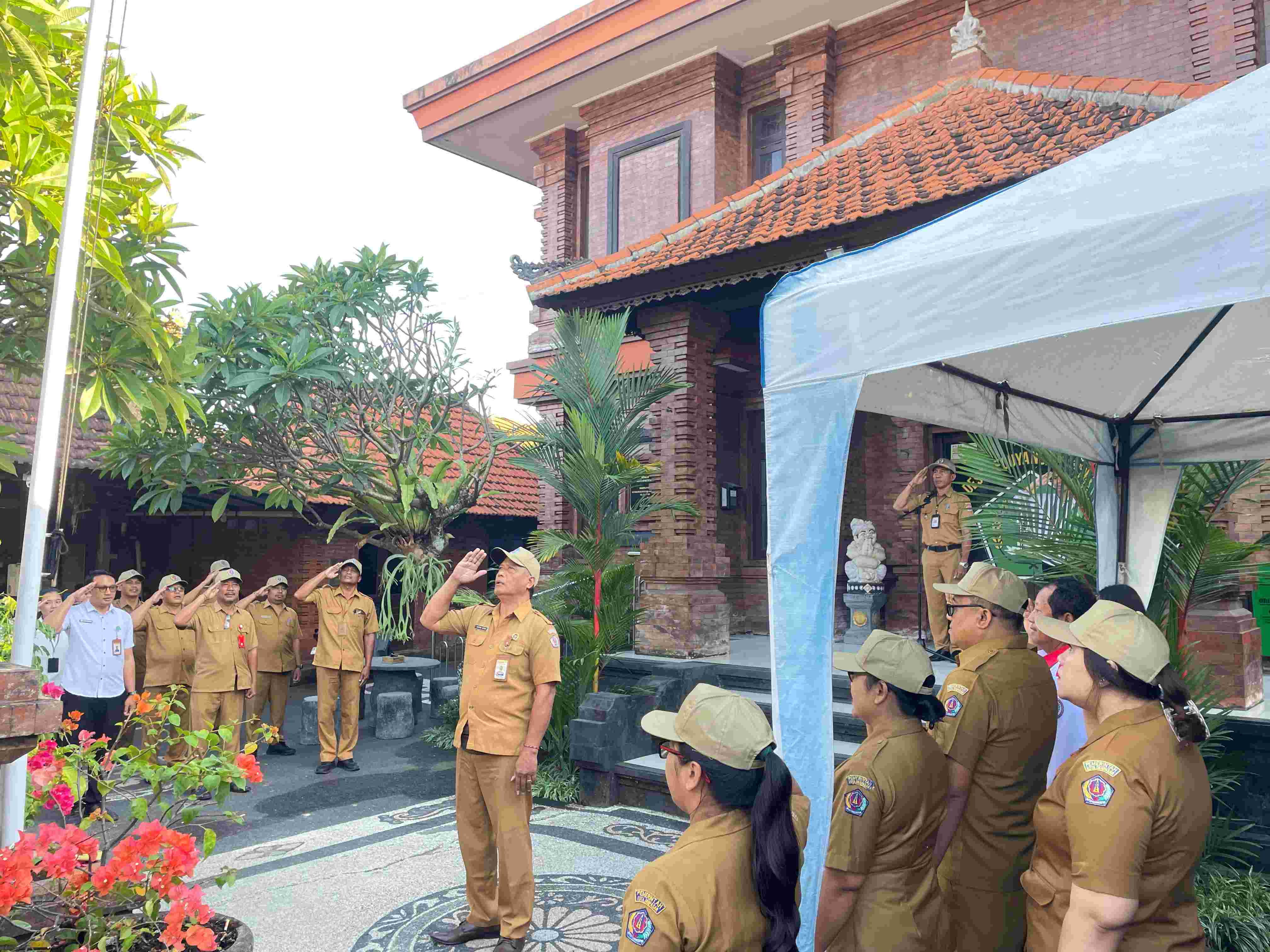 Apel Dispilin Pemerintah Desa Tekankan Percepatan Penyaluran Bag Komposter